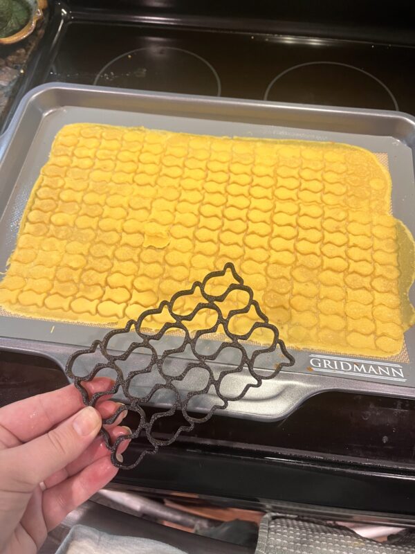 Goldfish Cutter