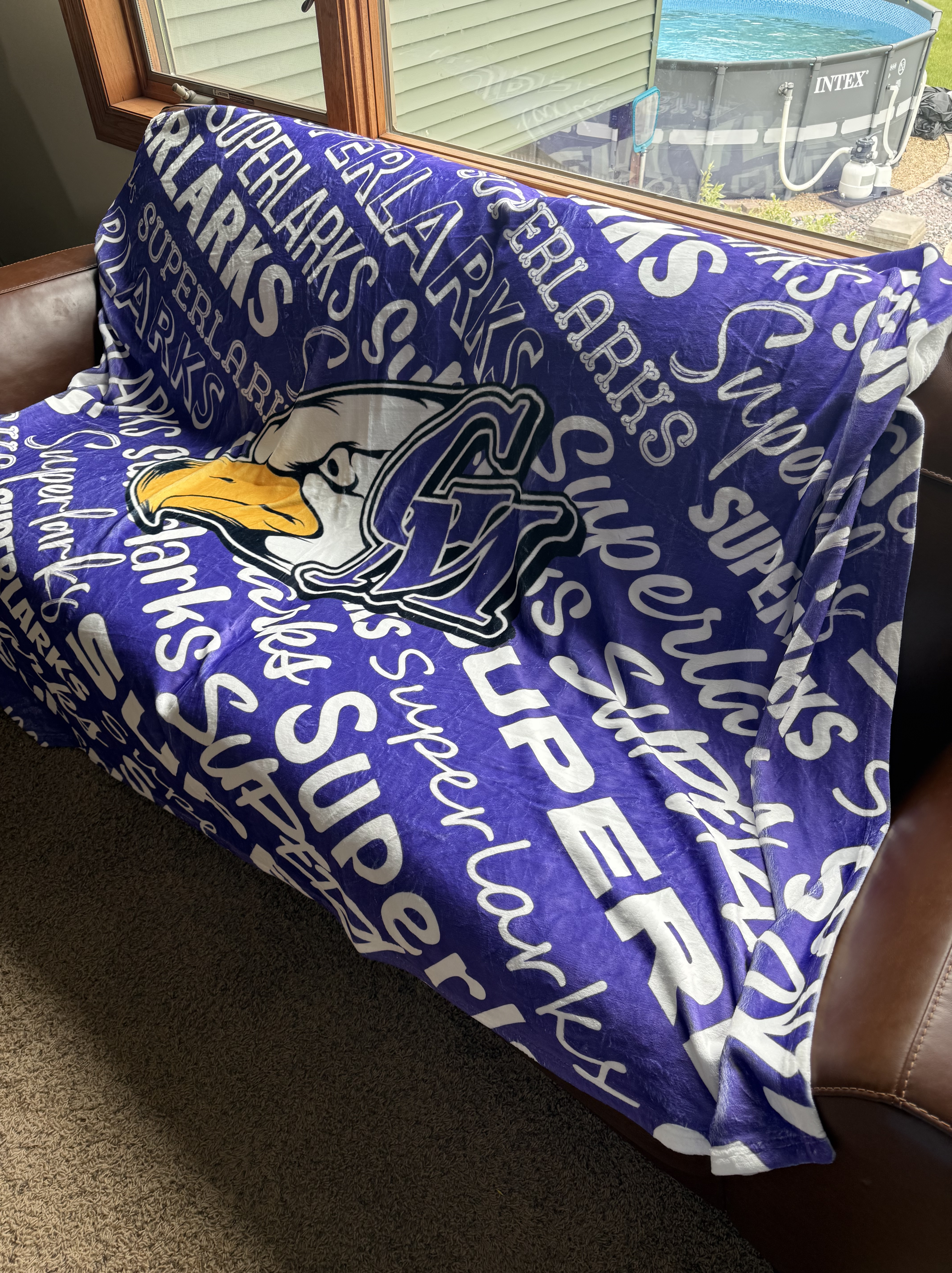 Superlarks Mascot Pattern Velveteen Plush Blanket - Image 2
